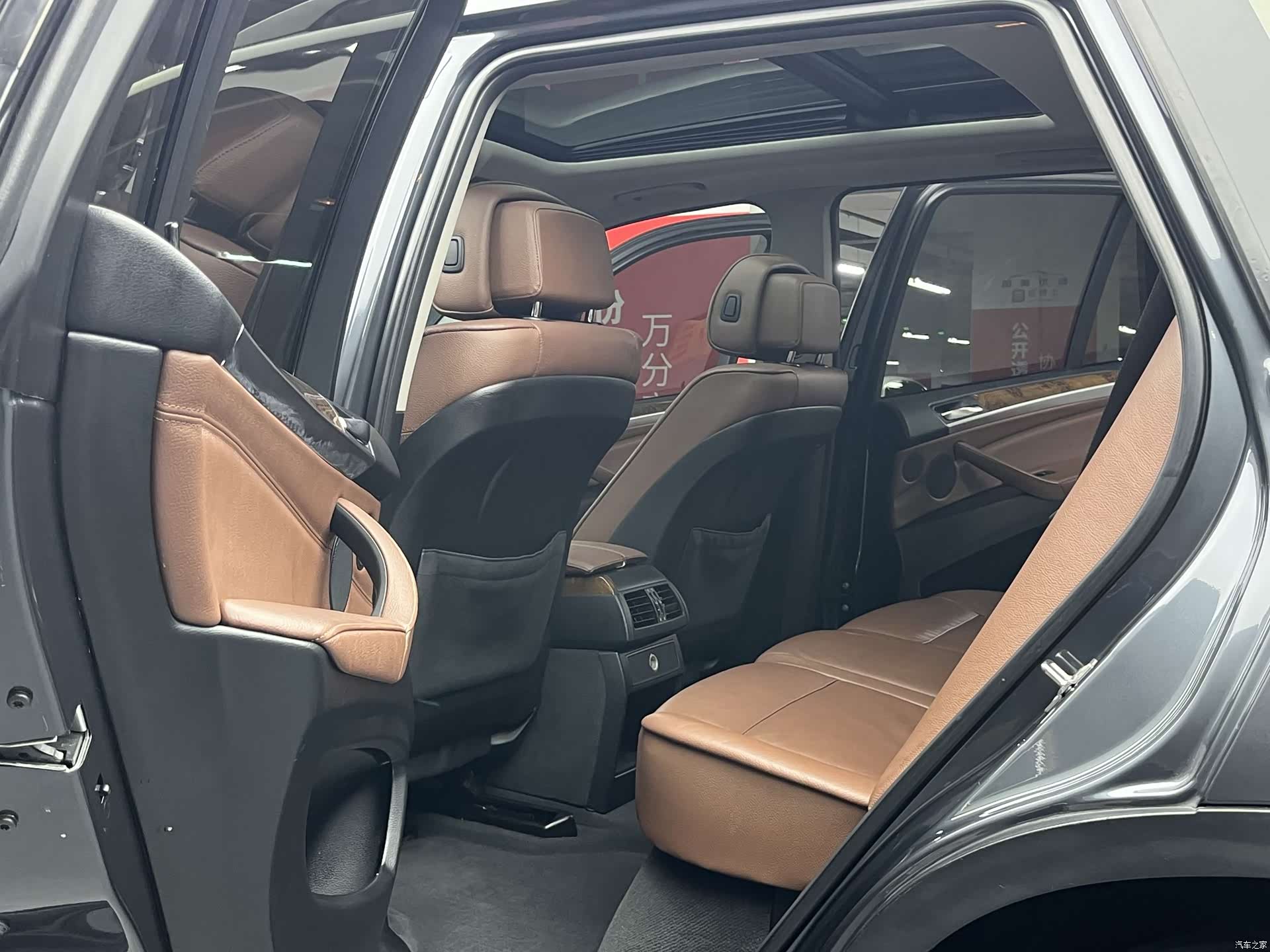 BMW X5, 2010 10