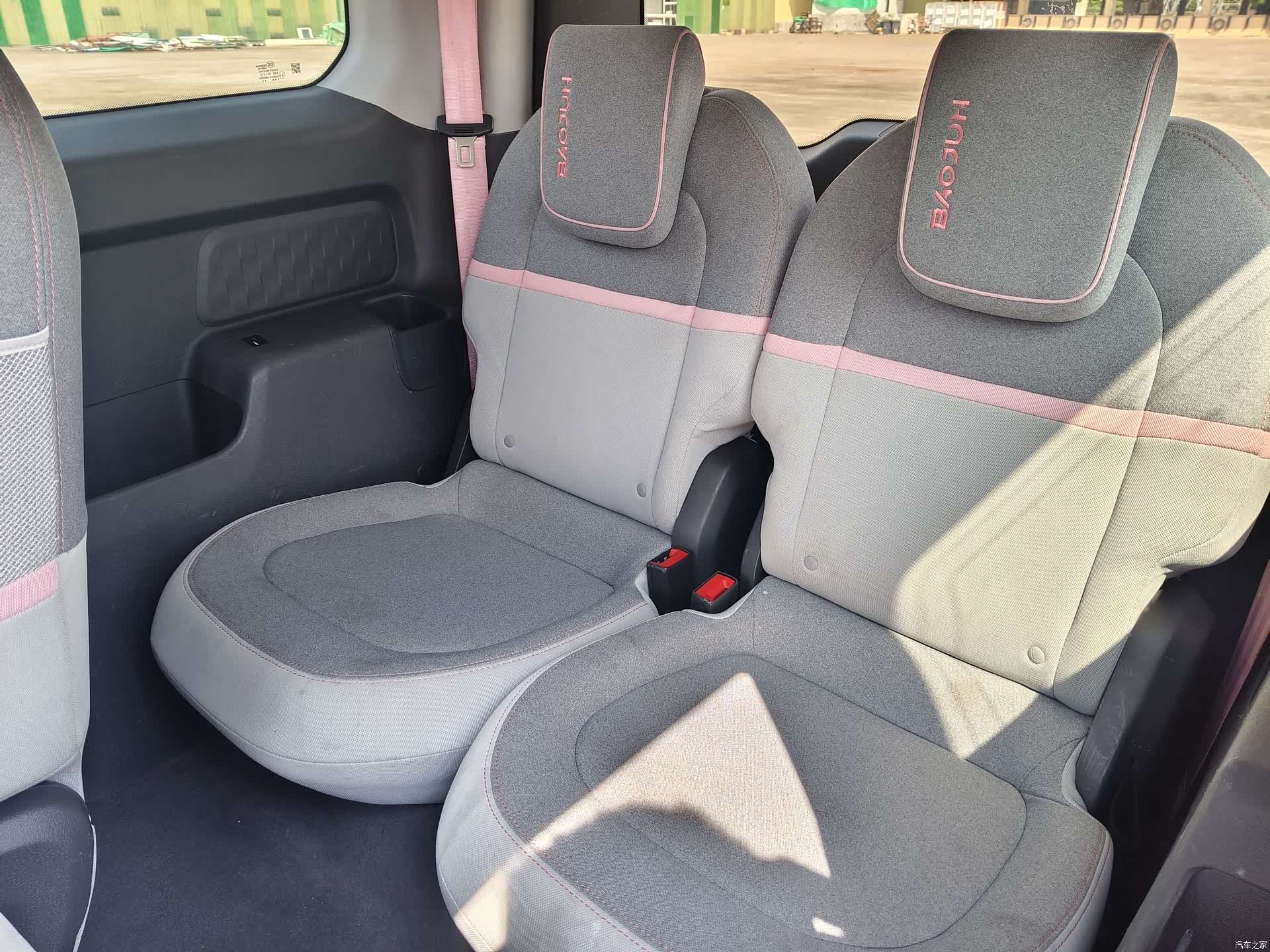 Wuling E300, 2021 10