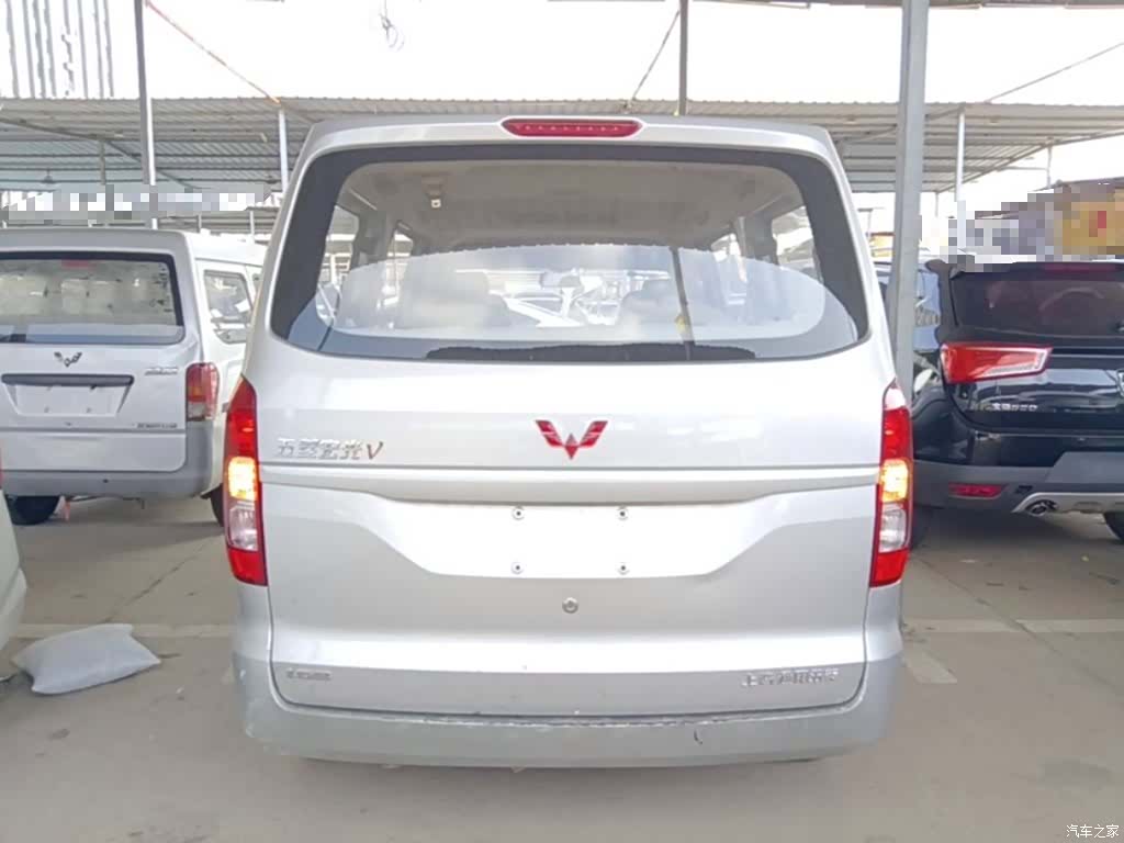 Wuling Hongguang, 2023 6