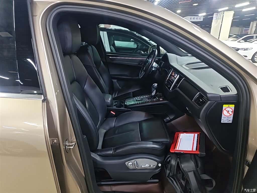 Porsche Macan, 2016 25