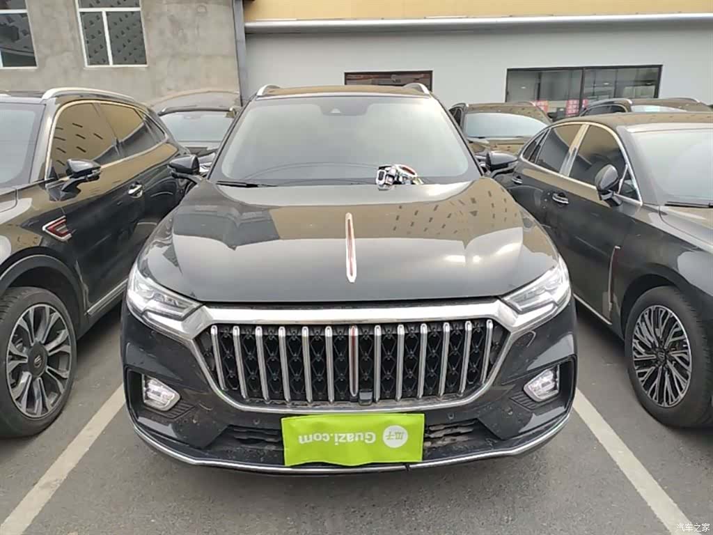 Hongqi HS5, 2022 3