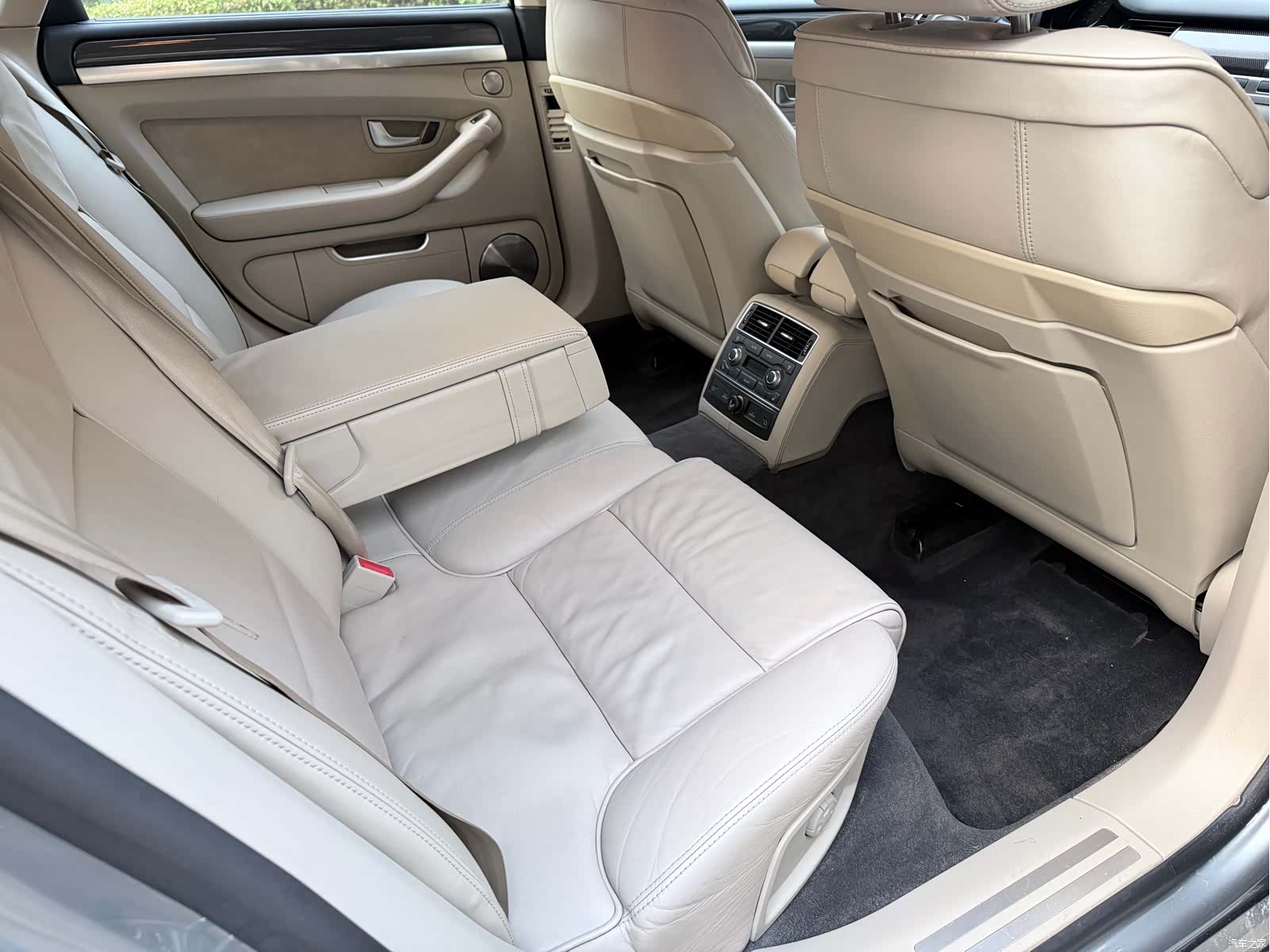 Audi TT, 2009 все фото