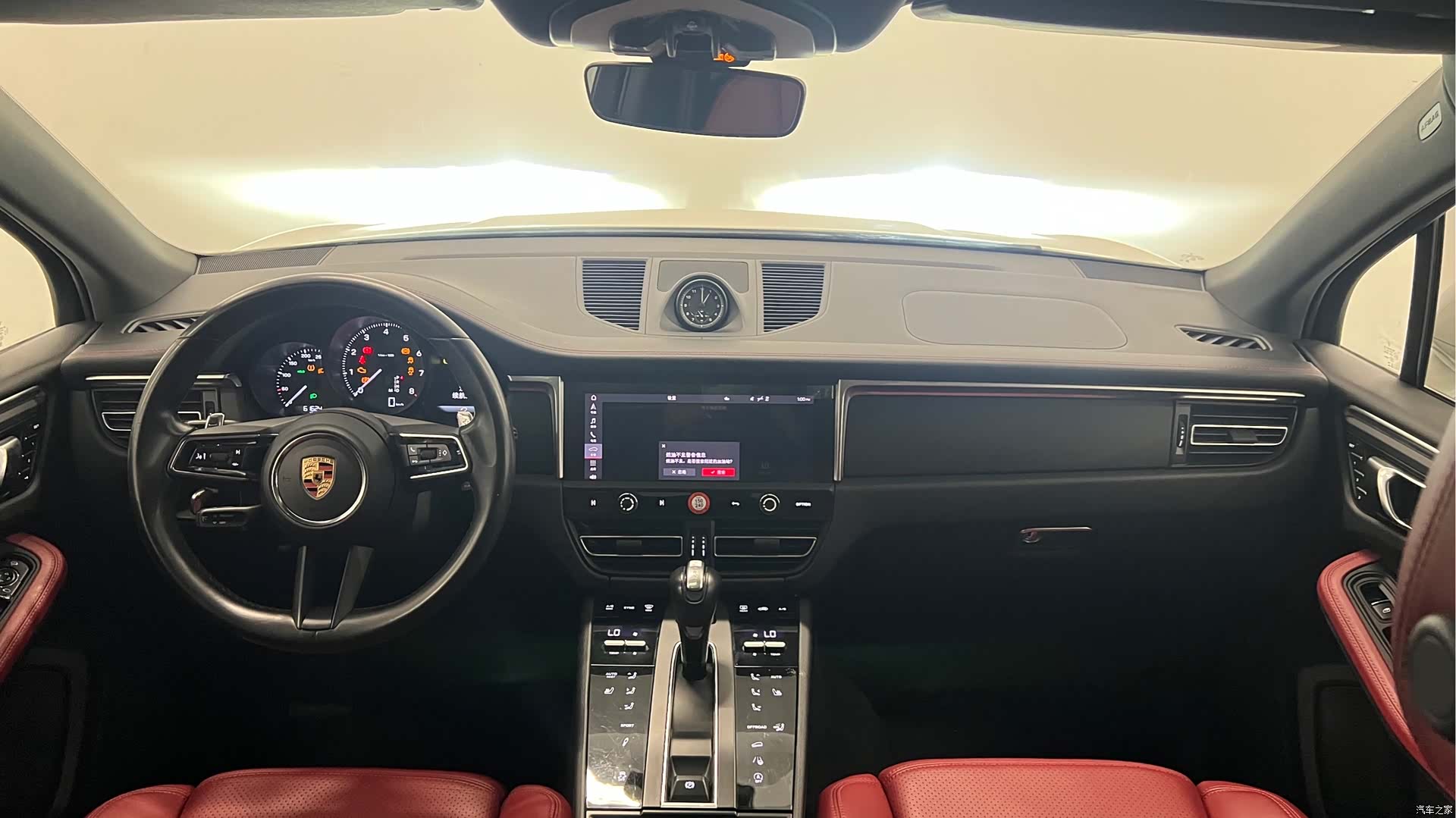 Porsche Macan, 2023 8