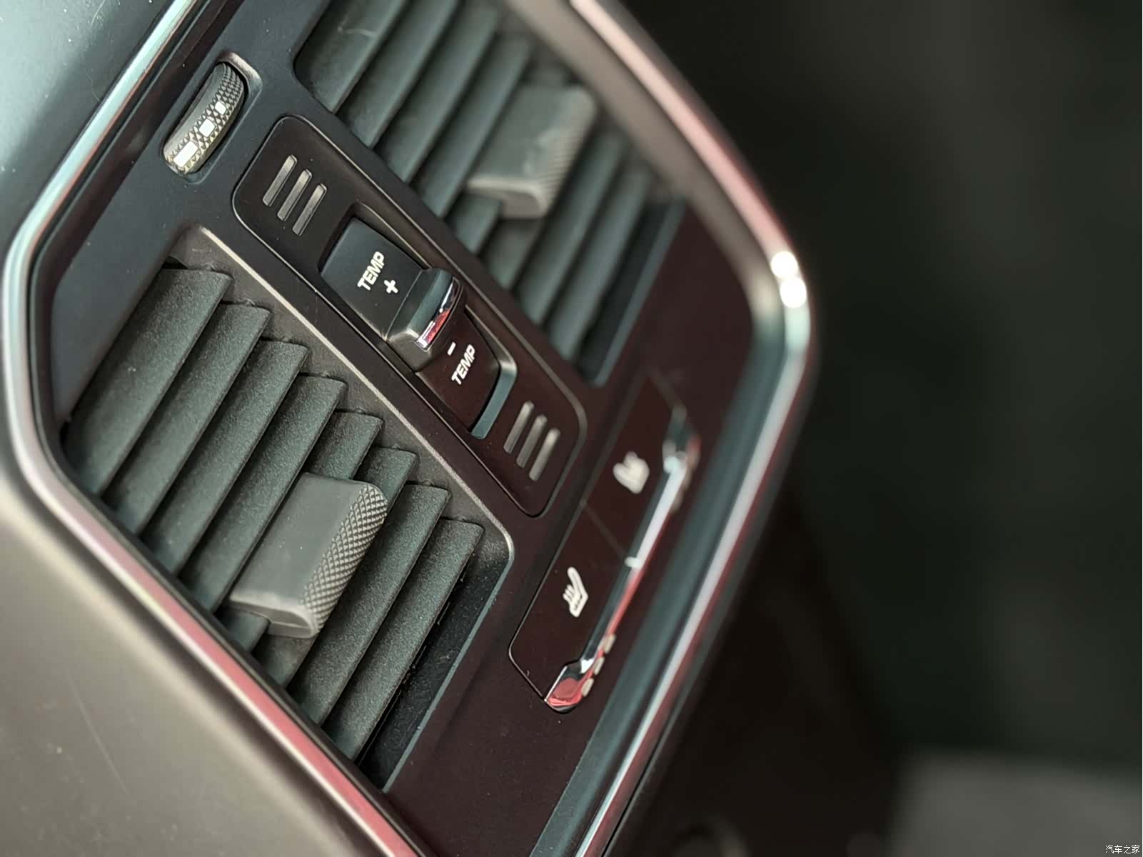 Porsche Macan, 2022 13