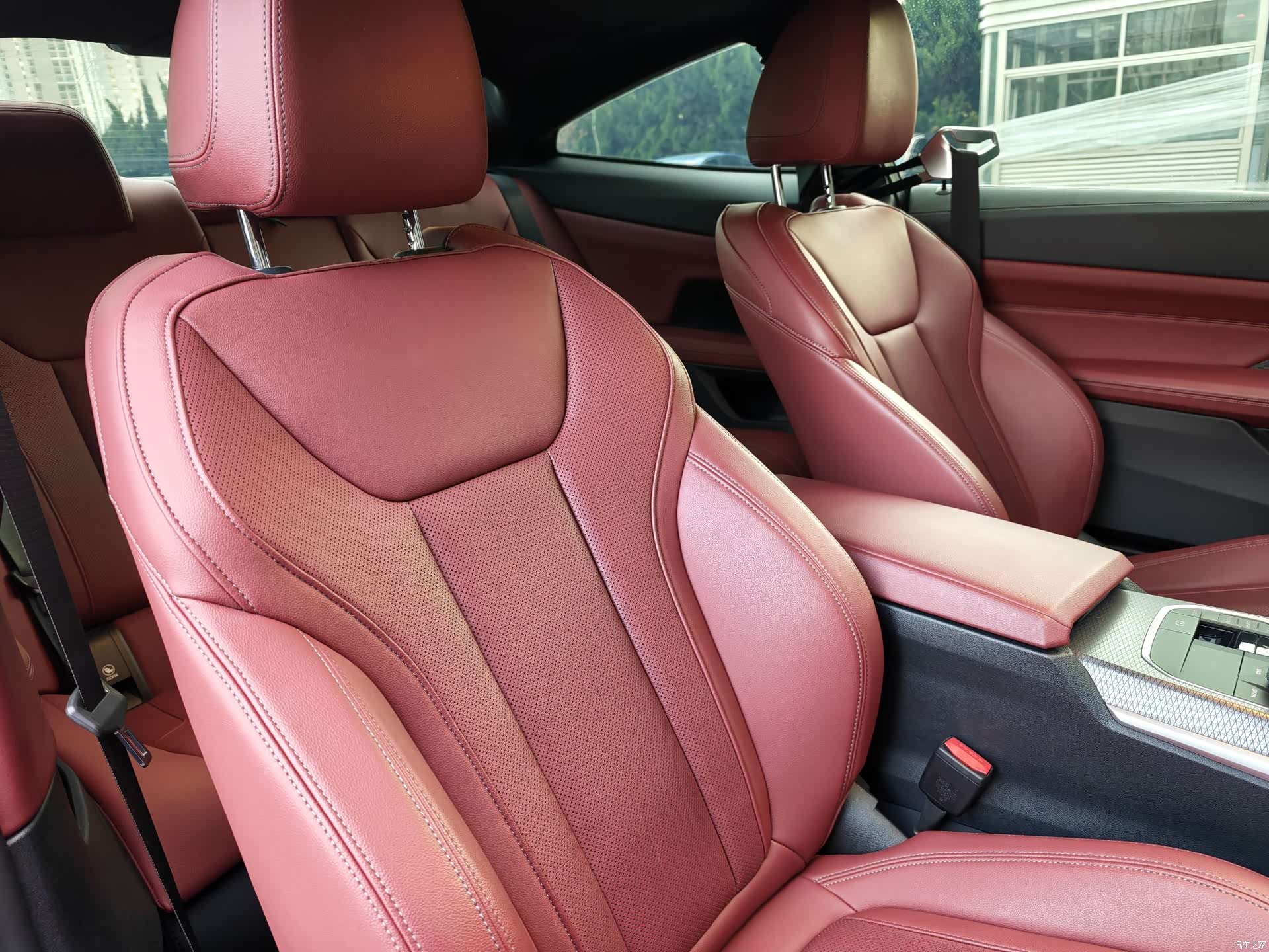 BMW 4 Series, 2024 14