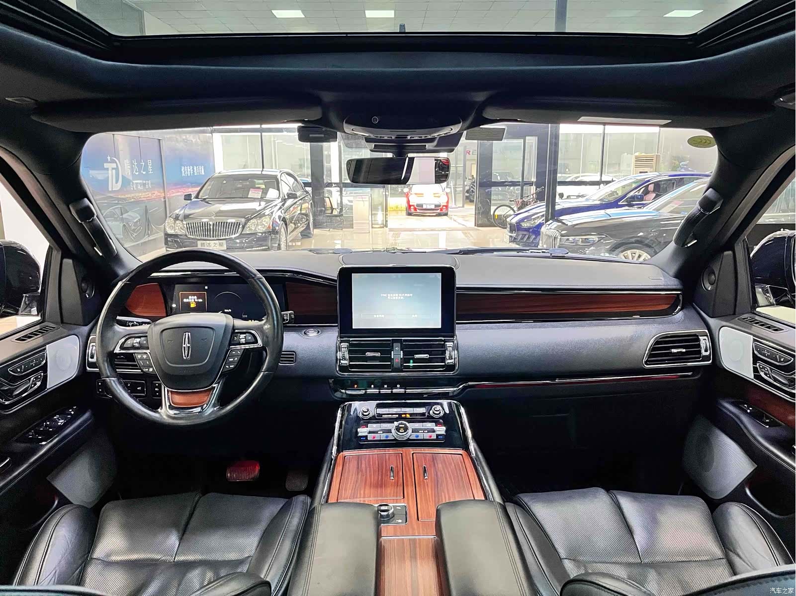 Lincoln Navigator, 2018 7