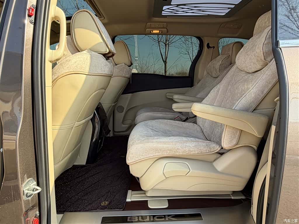 Buick GL8, 2023 13