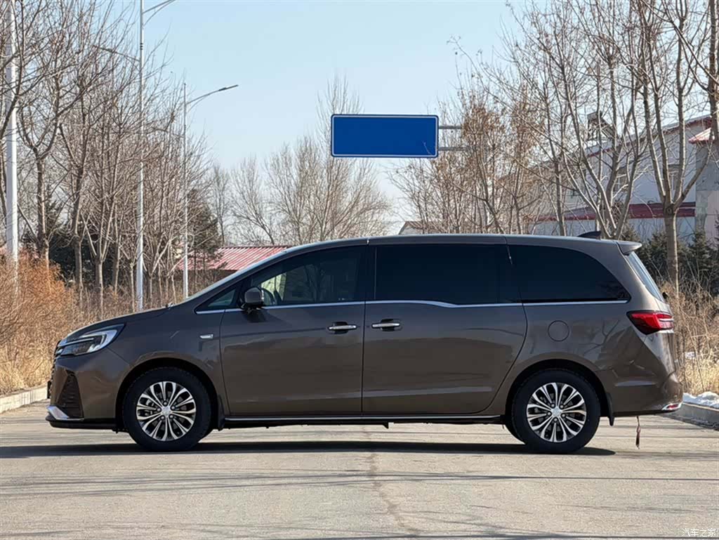 Buick GL8, 2023 23