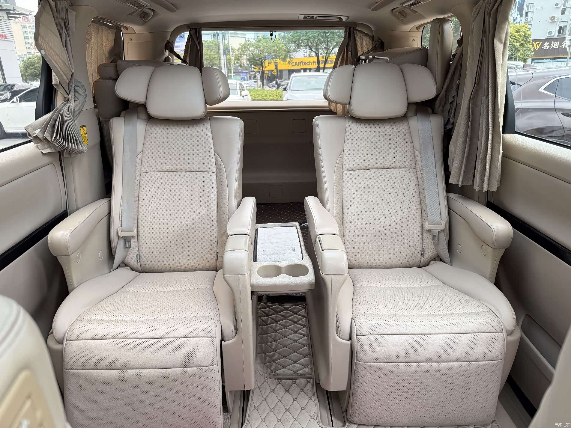 Toyota Alphard, 2015 18