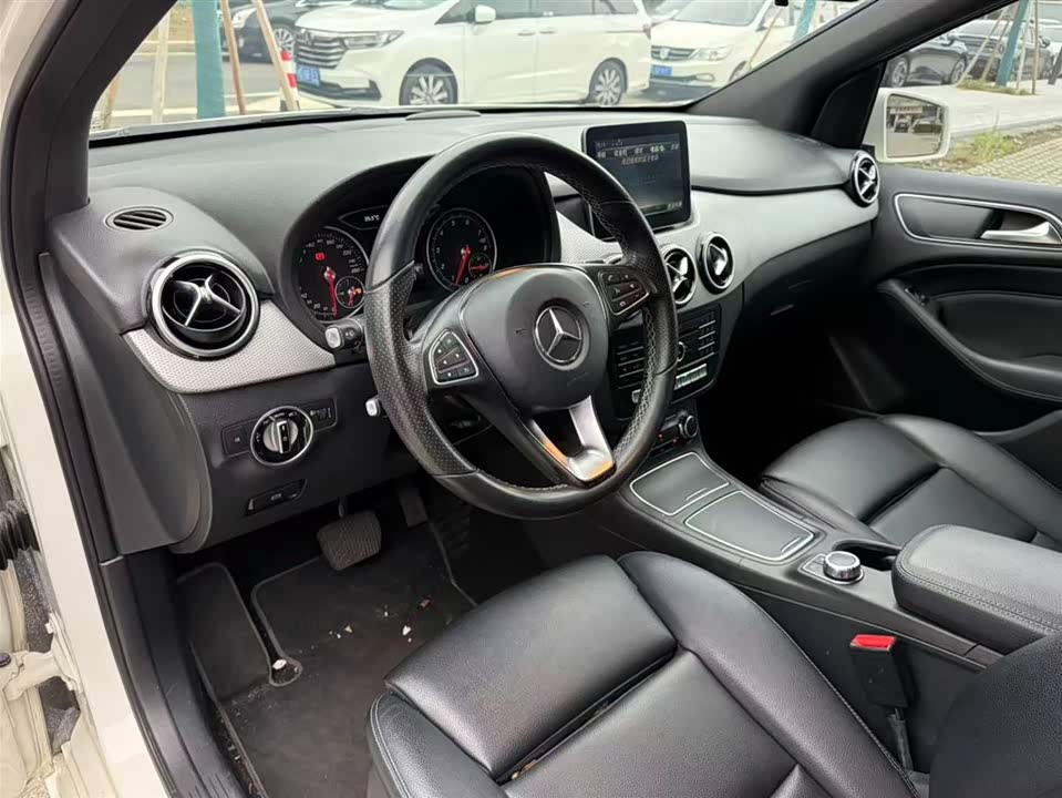 Mercedes-Benz Class B