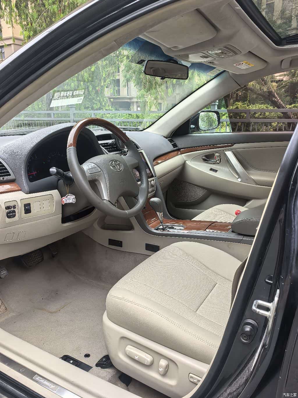 Toyota Camry, 2015 8