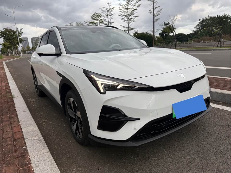 ARCFOX Polar Fox Alpha T5