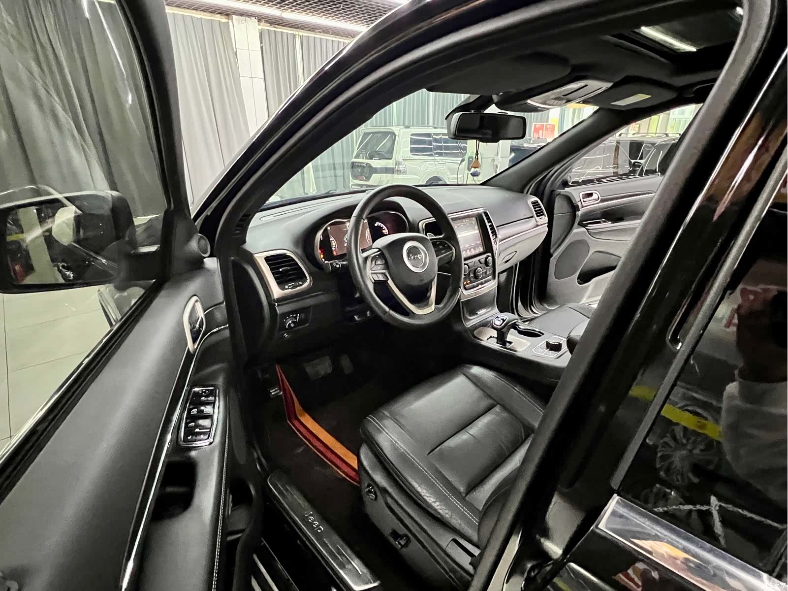 Jeep Grand Cherokee, 2017 10
