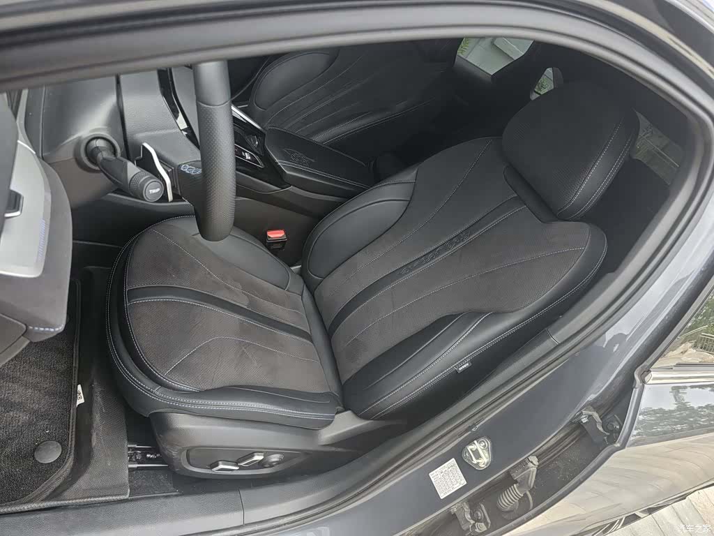 Geely Preface, 2025 15