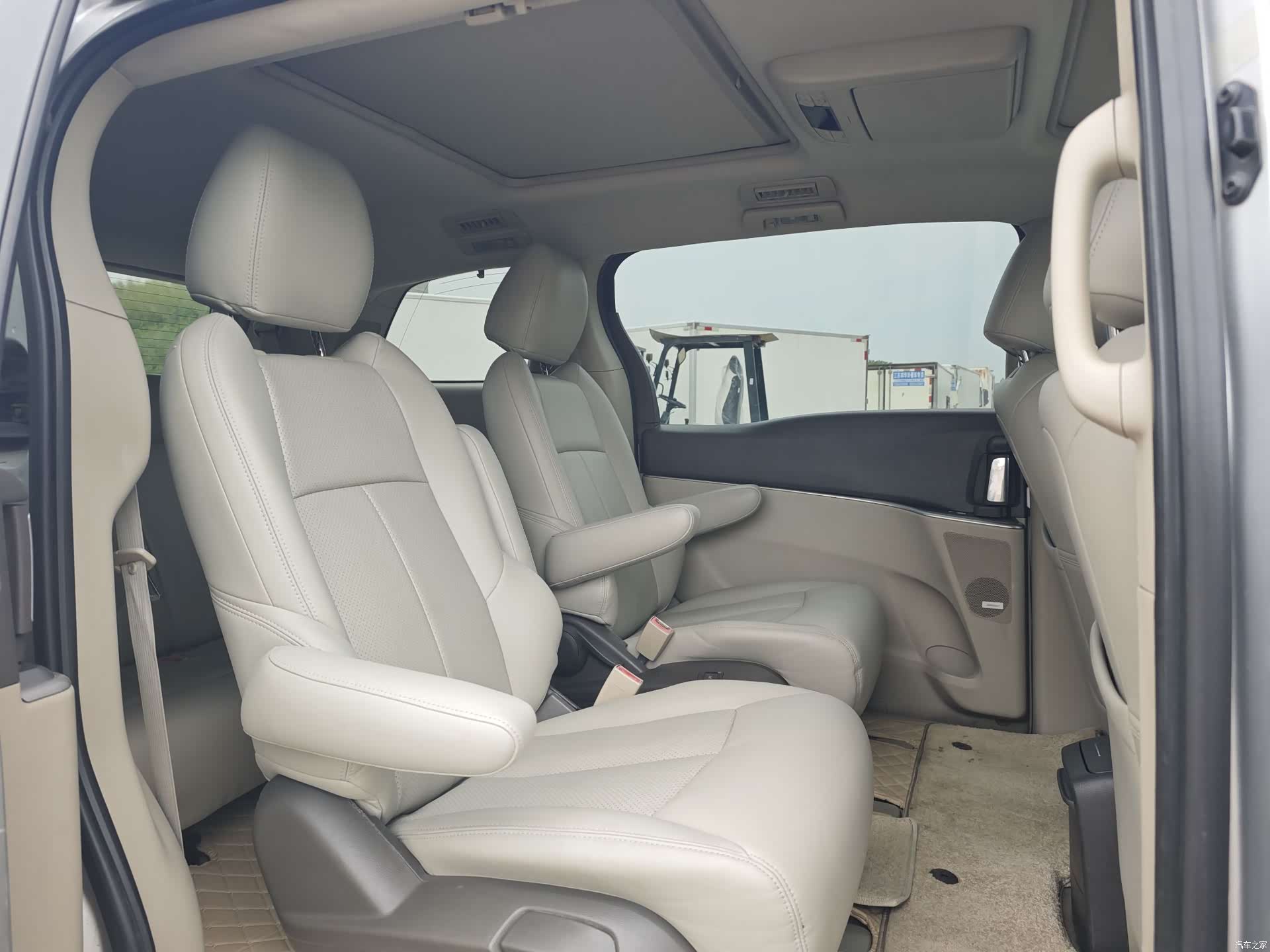 Buick GL8, 2014 10