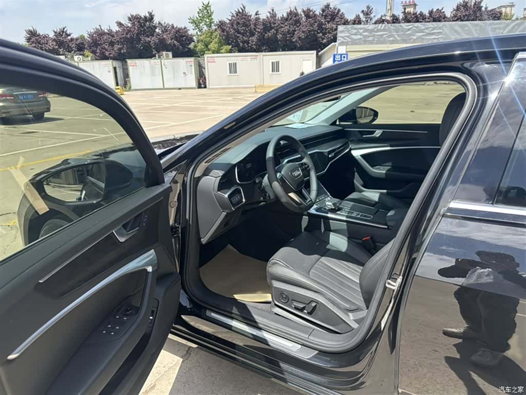 Audi A6L, 2019 16