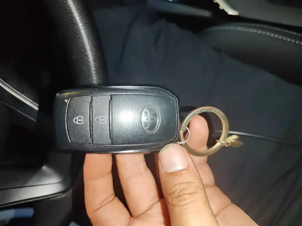 Toyota Corolla Sharp amplifier