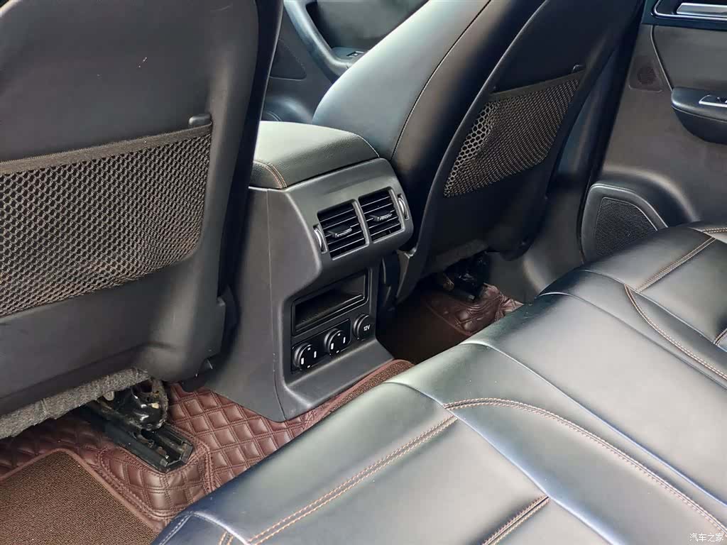 Jaguar F-PACE, 2017 9