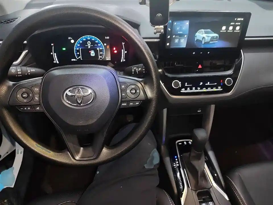 Toyota Corolla Sharp amplifier