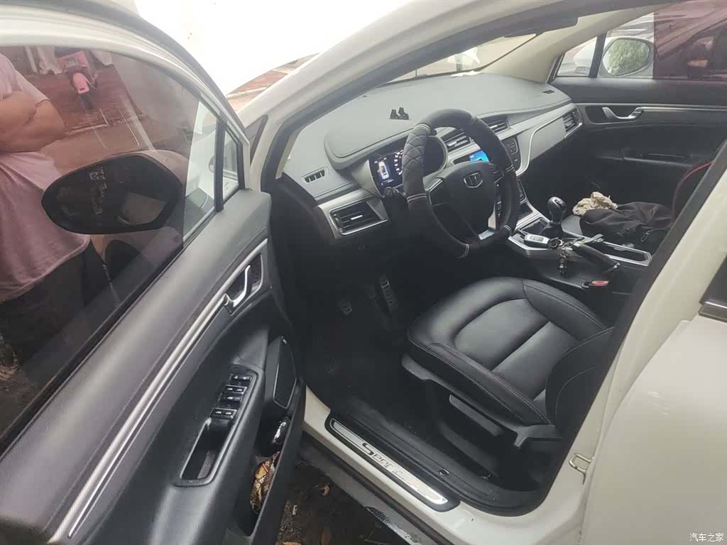 Geely Emgrand, 2019 14