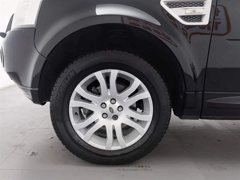 Land Rover Freelander 2