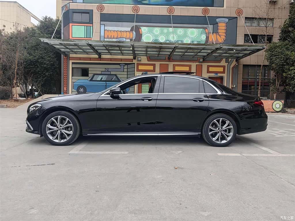 Mercedes-Benz E-Class, 2022 23