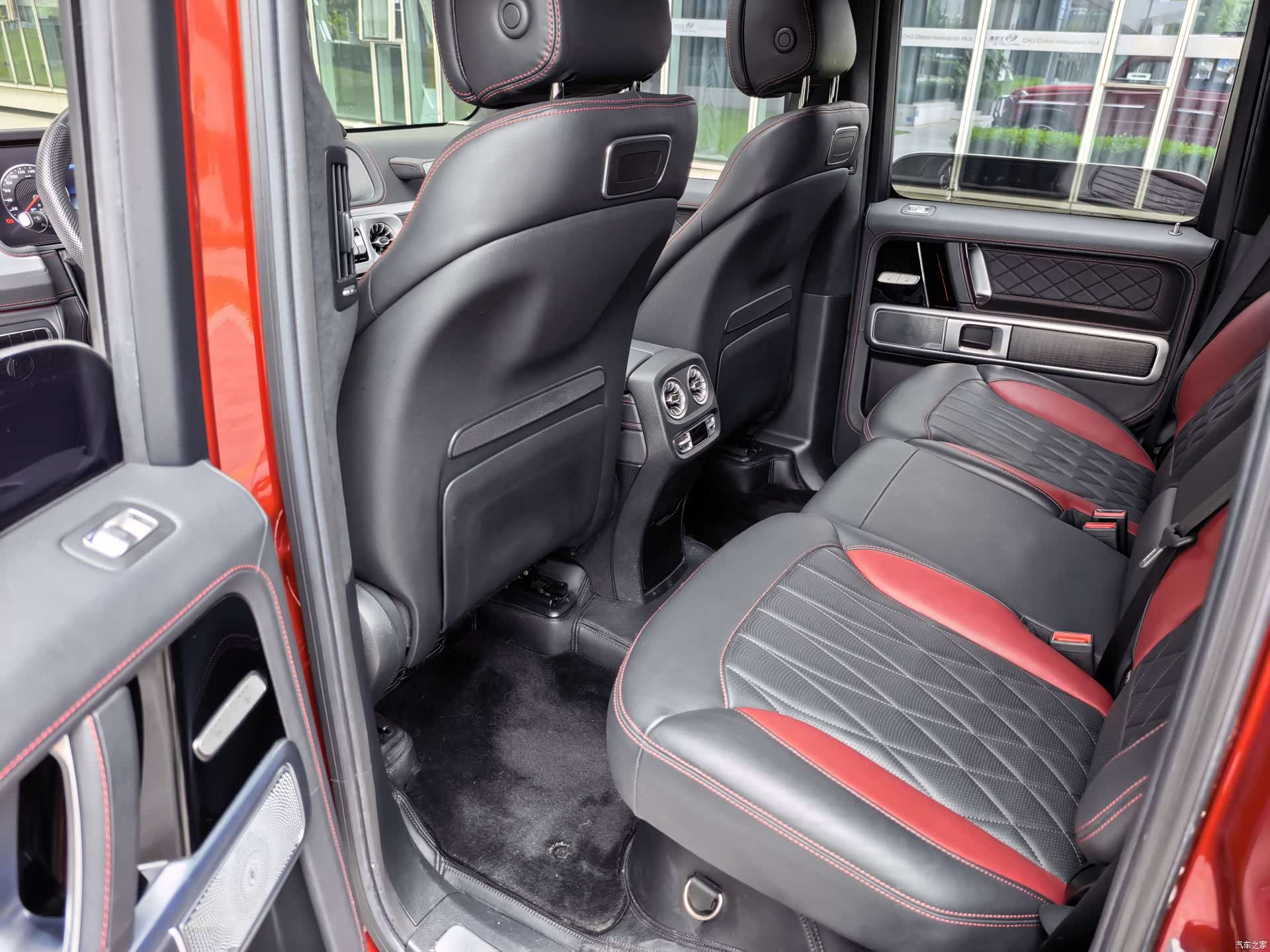 Mercedes-Benz G-Class, 2023 19