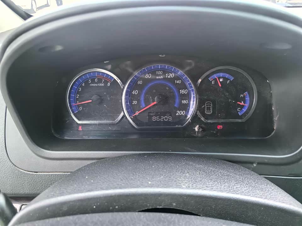 Forthing Popular CM7