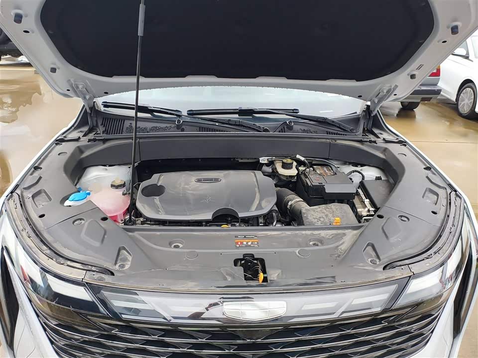 Geely Atlas L