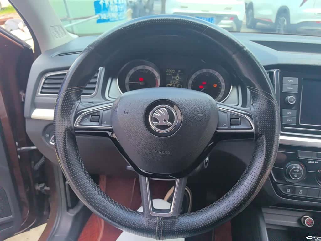 Skoda Kamiq, 2018 11