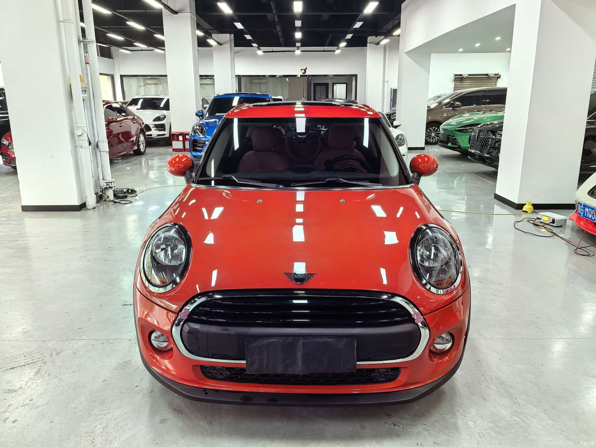 Mini ONE, 2019 2