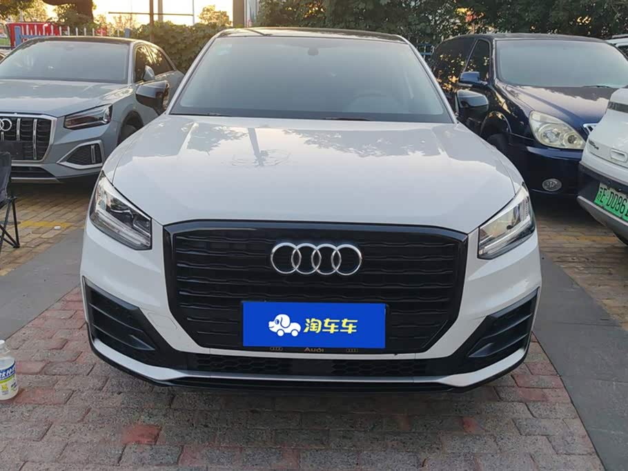 Audi Q2L