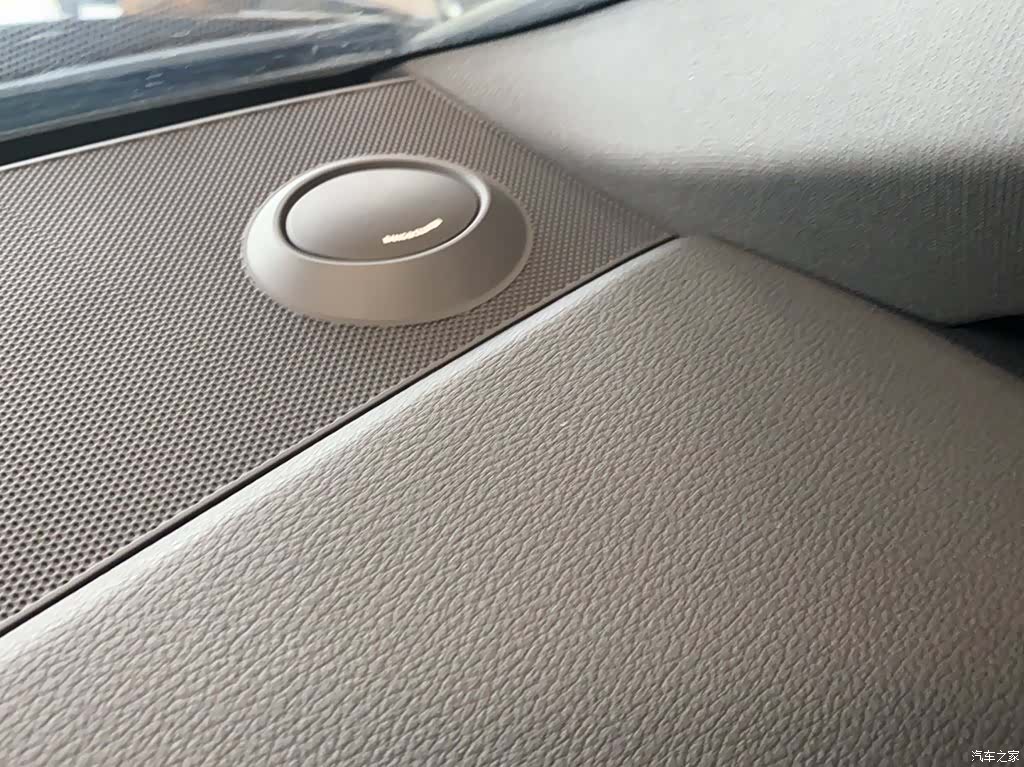 Audi A6L, 2021 4