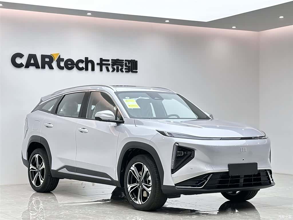 Geely Galaxy L7, 2025 2