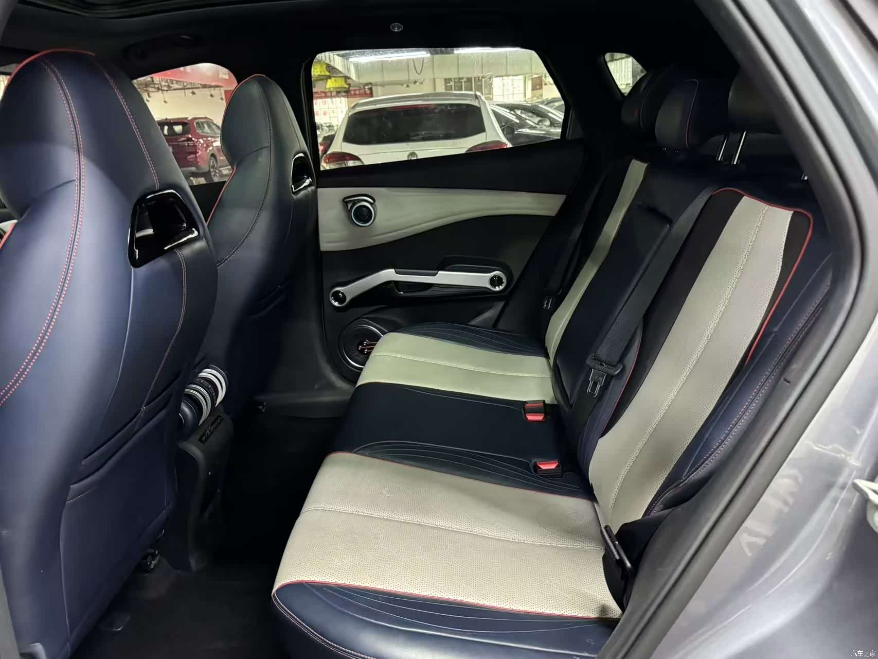 BYD Yuan, 2022 8