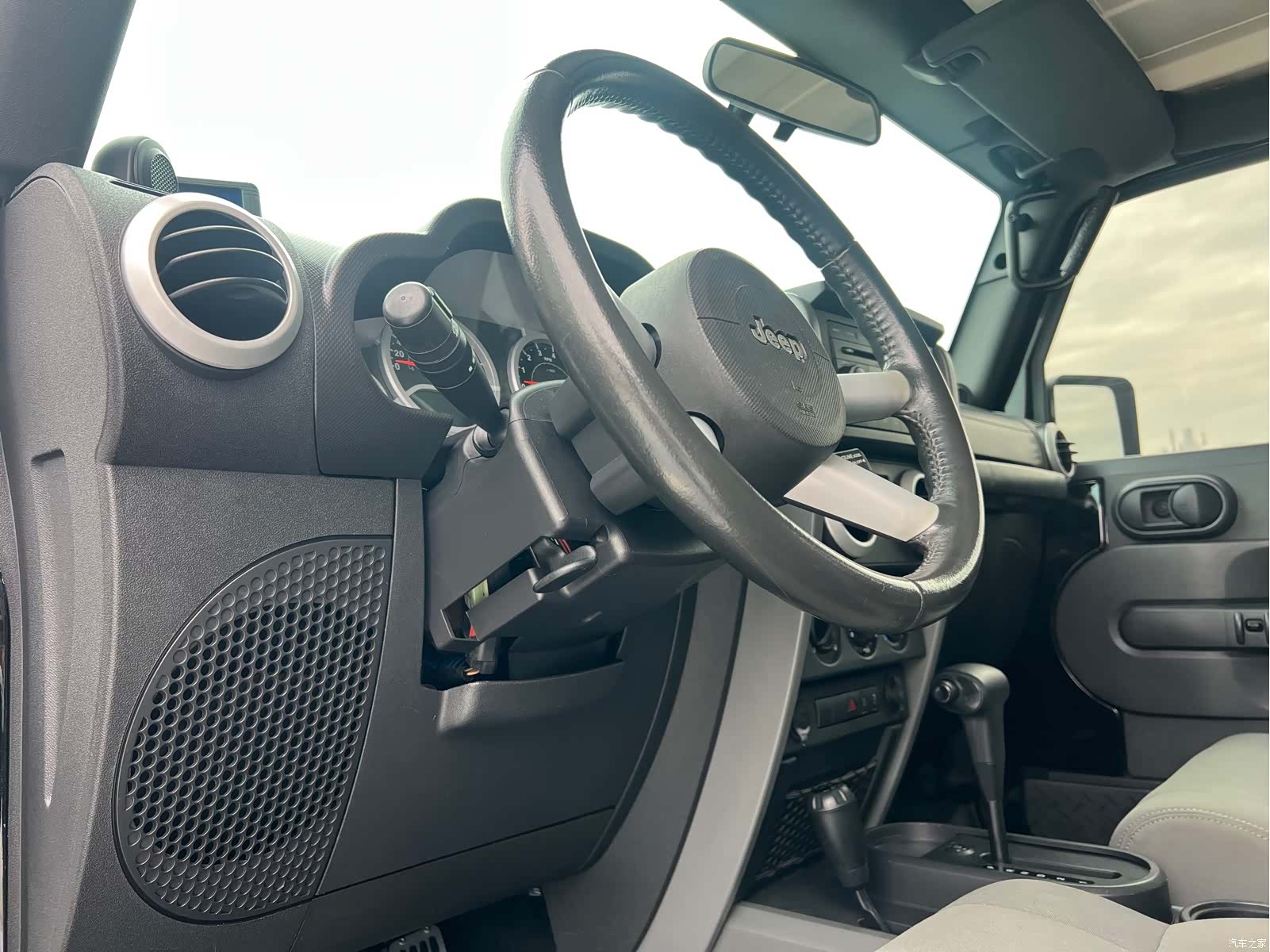 Jeep Wrangler, 2011 12
