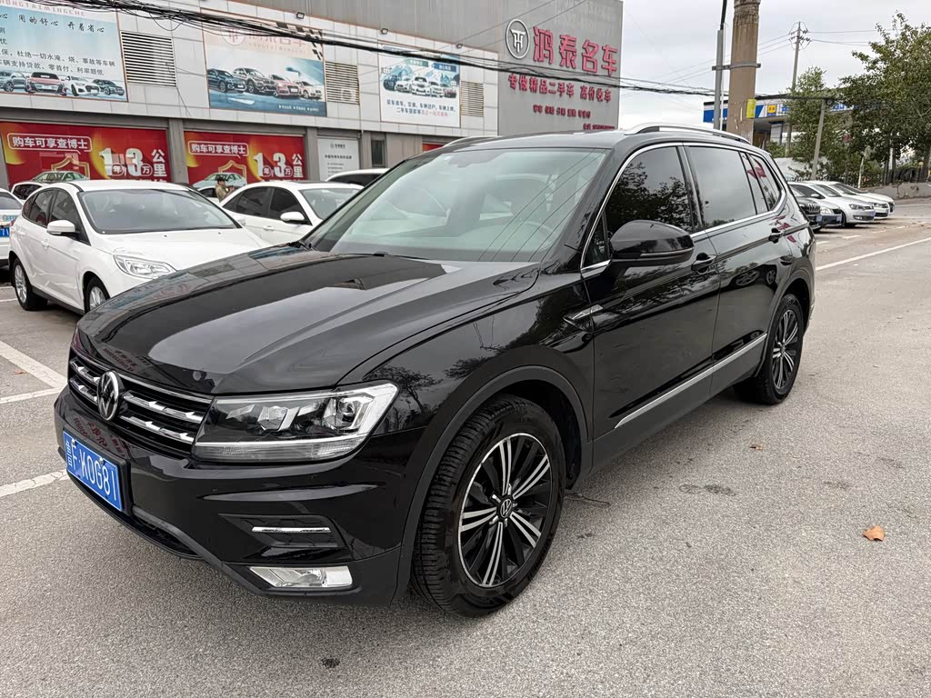 Volkswagen Tiguan L L 2021 330TSI AT Smart