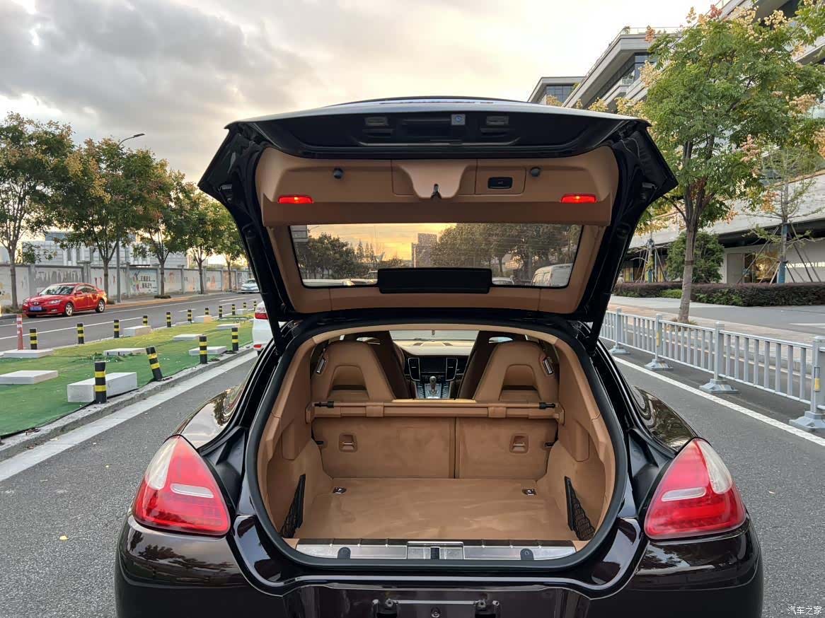 Porsche Panamera, 2012 11