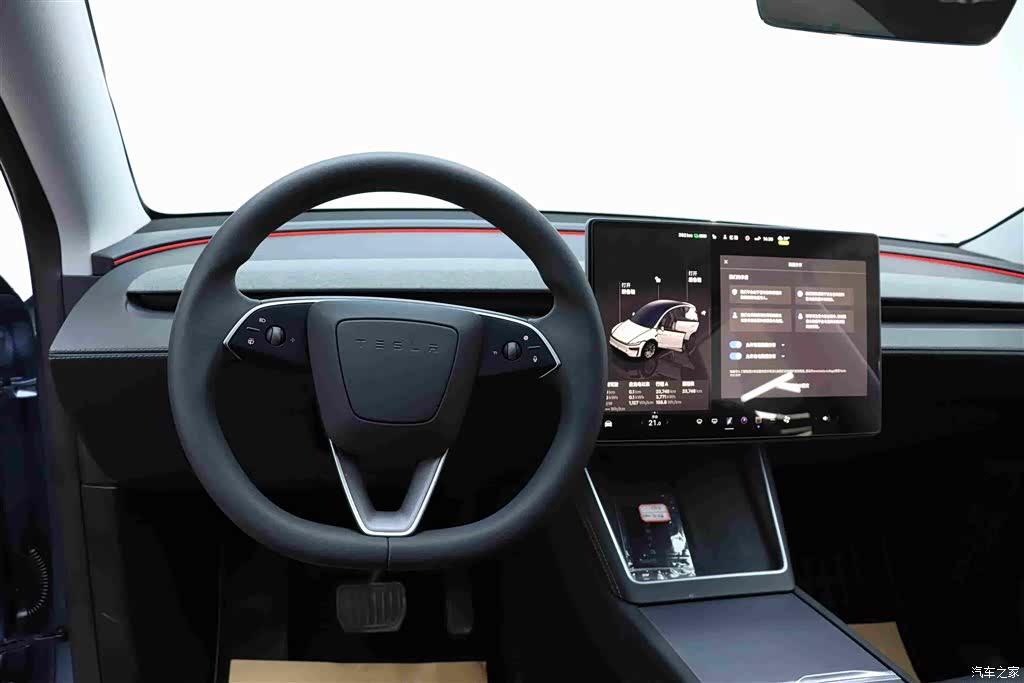 Tesla Model Y, 2025 27