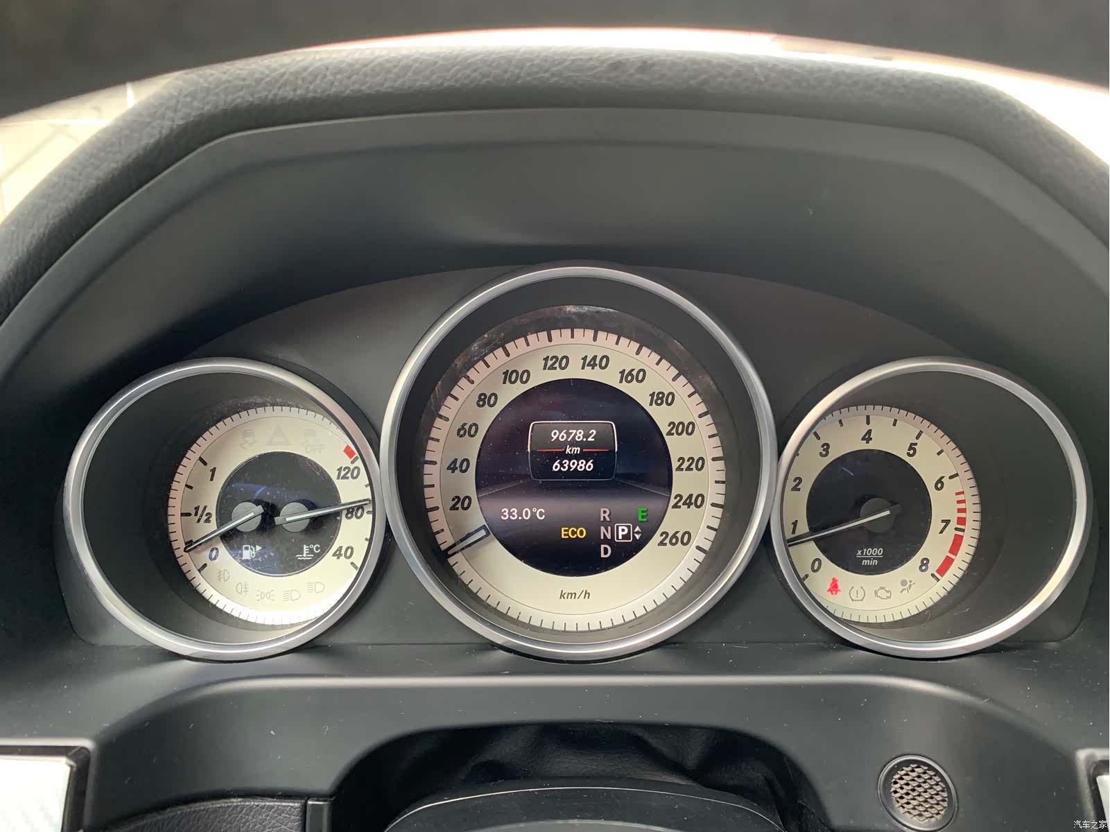 Mercedes-Benz E-Class, 2016 13
