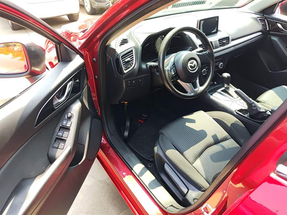 Mazda 3 Angkesaila Mazda 3 Angkesaila