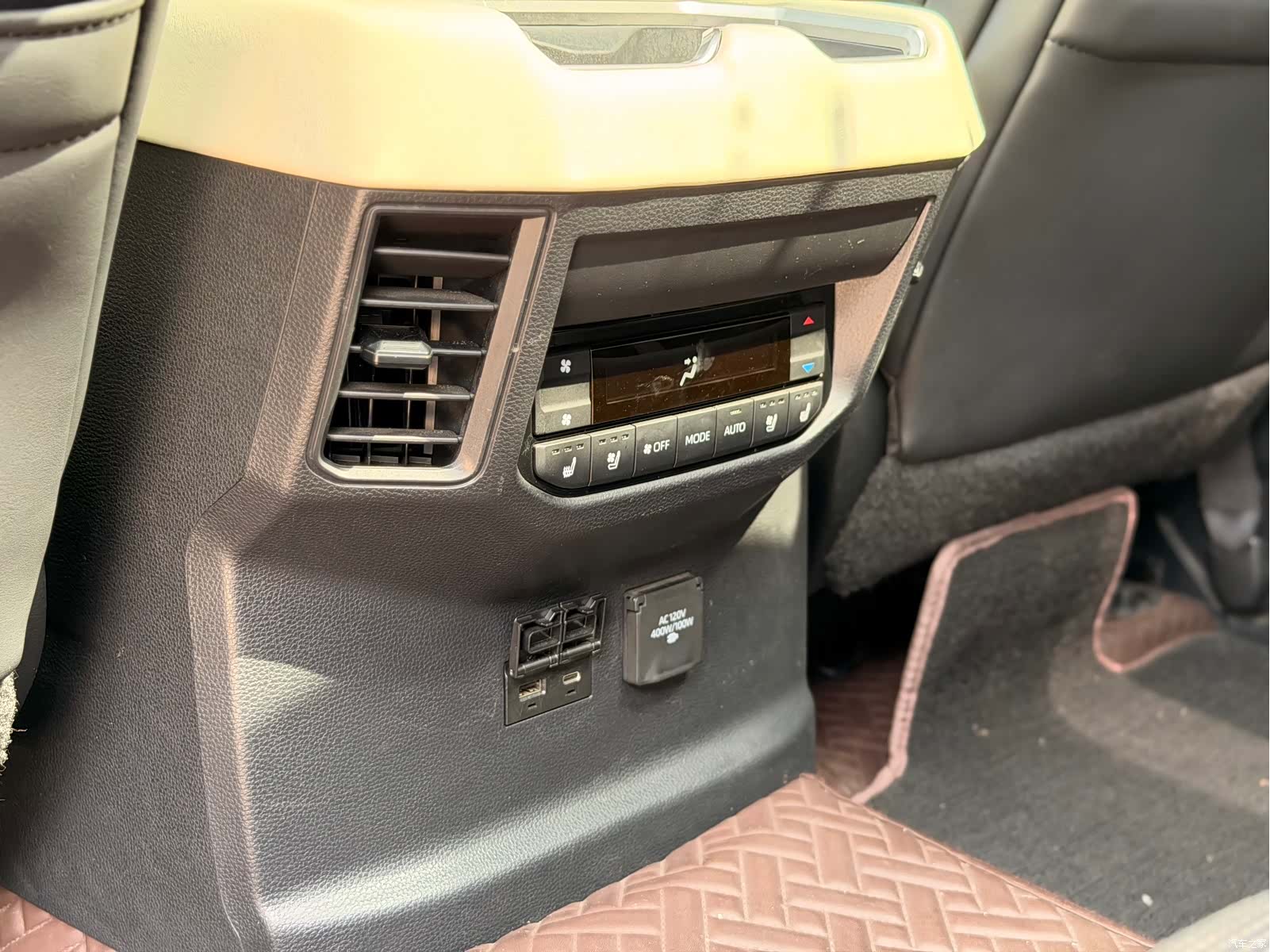 Toyota Sequoia, 2024 16