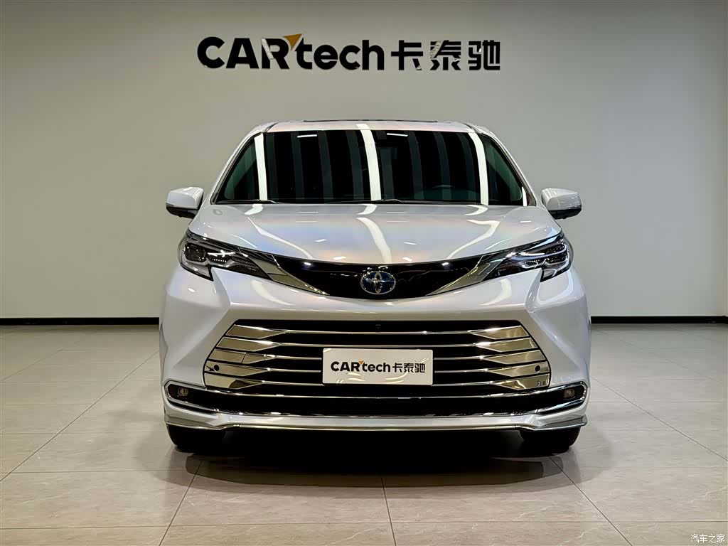 Toyota Sienna, 2023 3