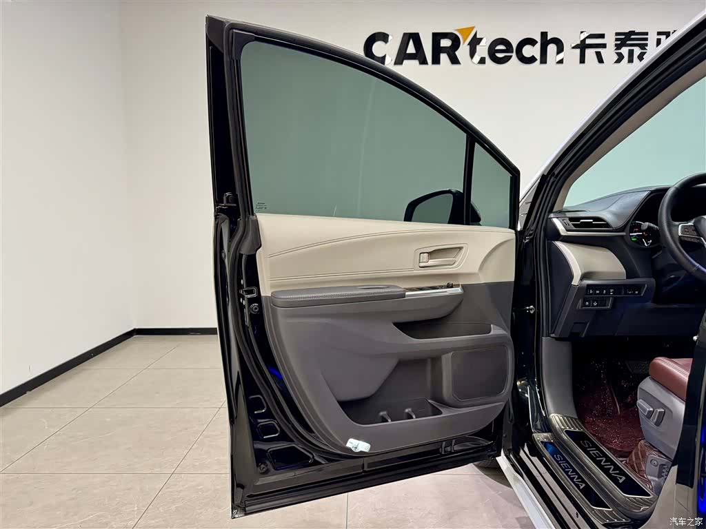 Toyota Sienna, 2023 16