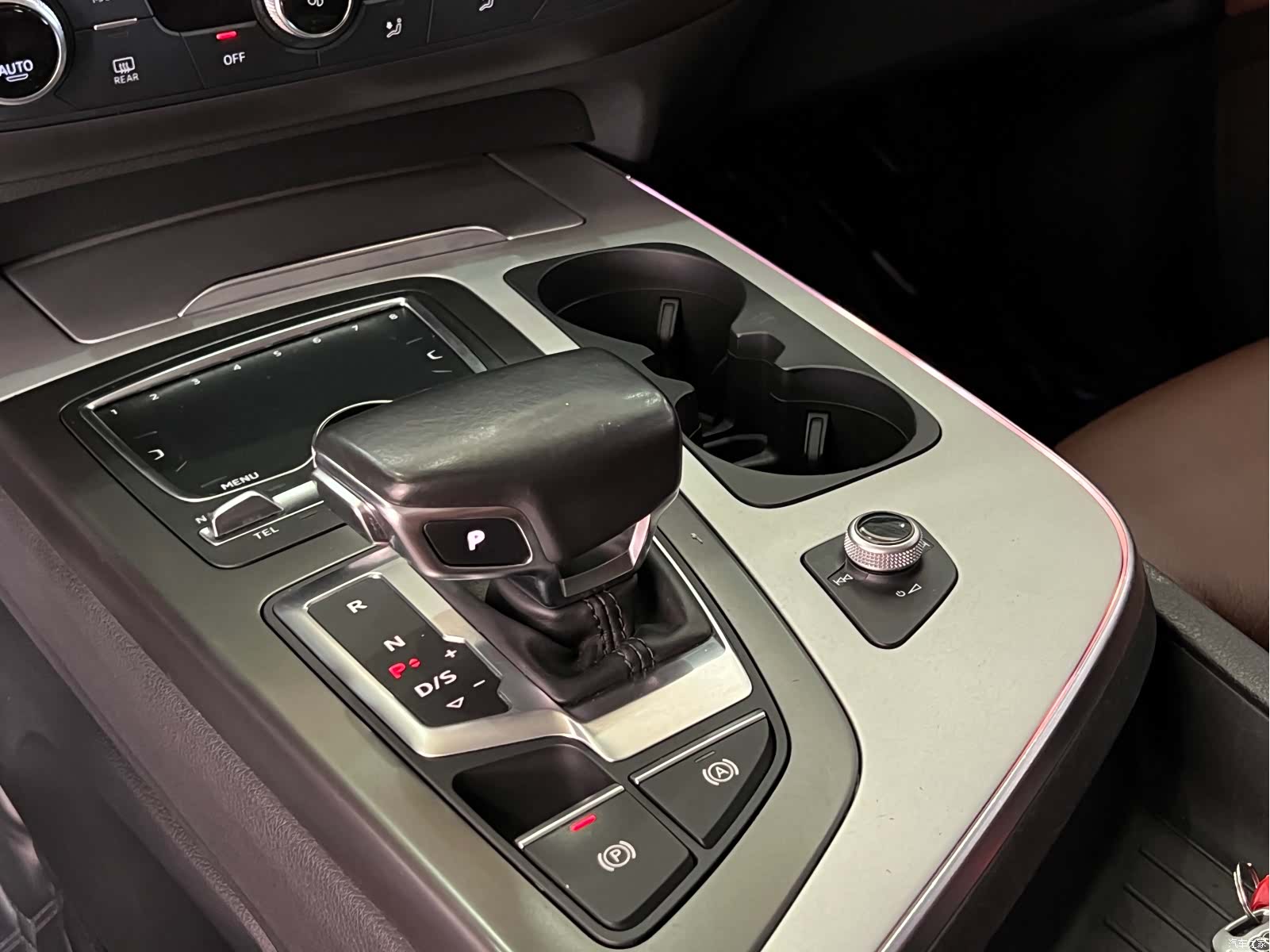 Audi Q7, 2018 14