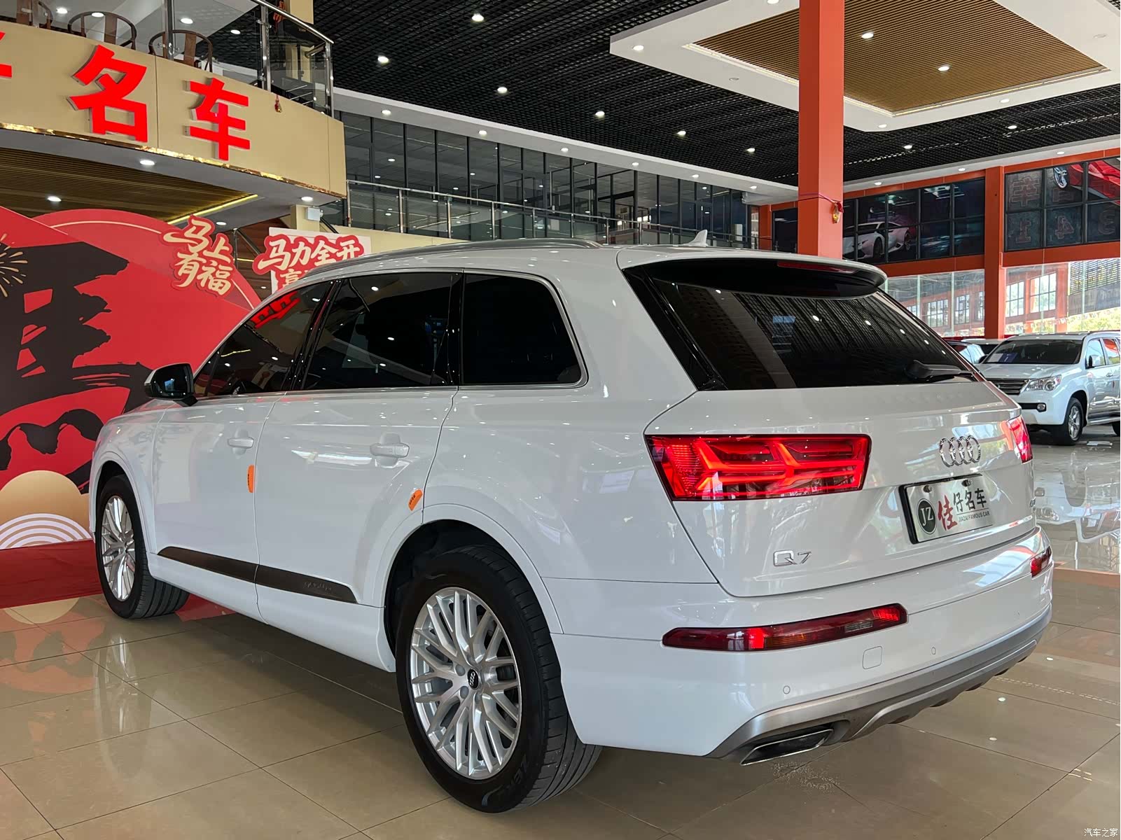Audi Q7, 2018 все фото