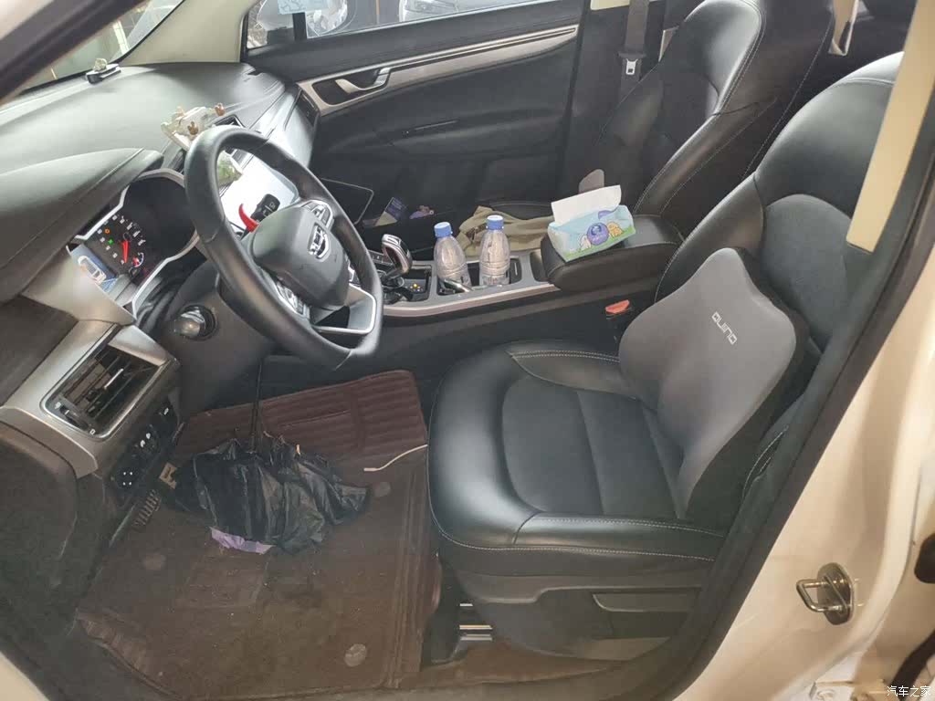 Geely Emgrand, 2019 8