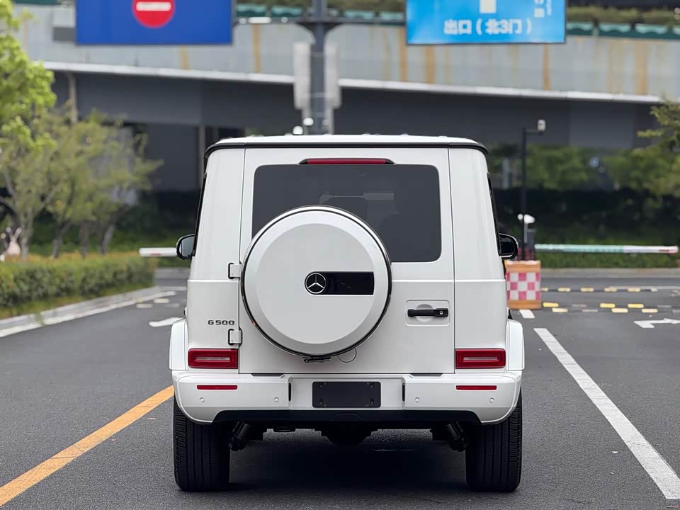 Mercedes-Benz G-class