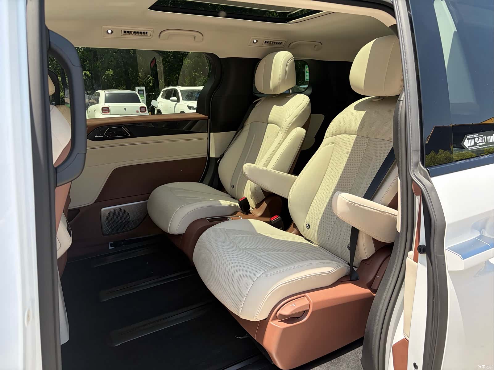 BYD Xia, 2025 15