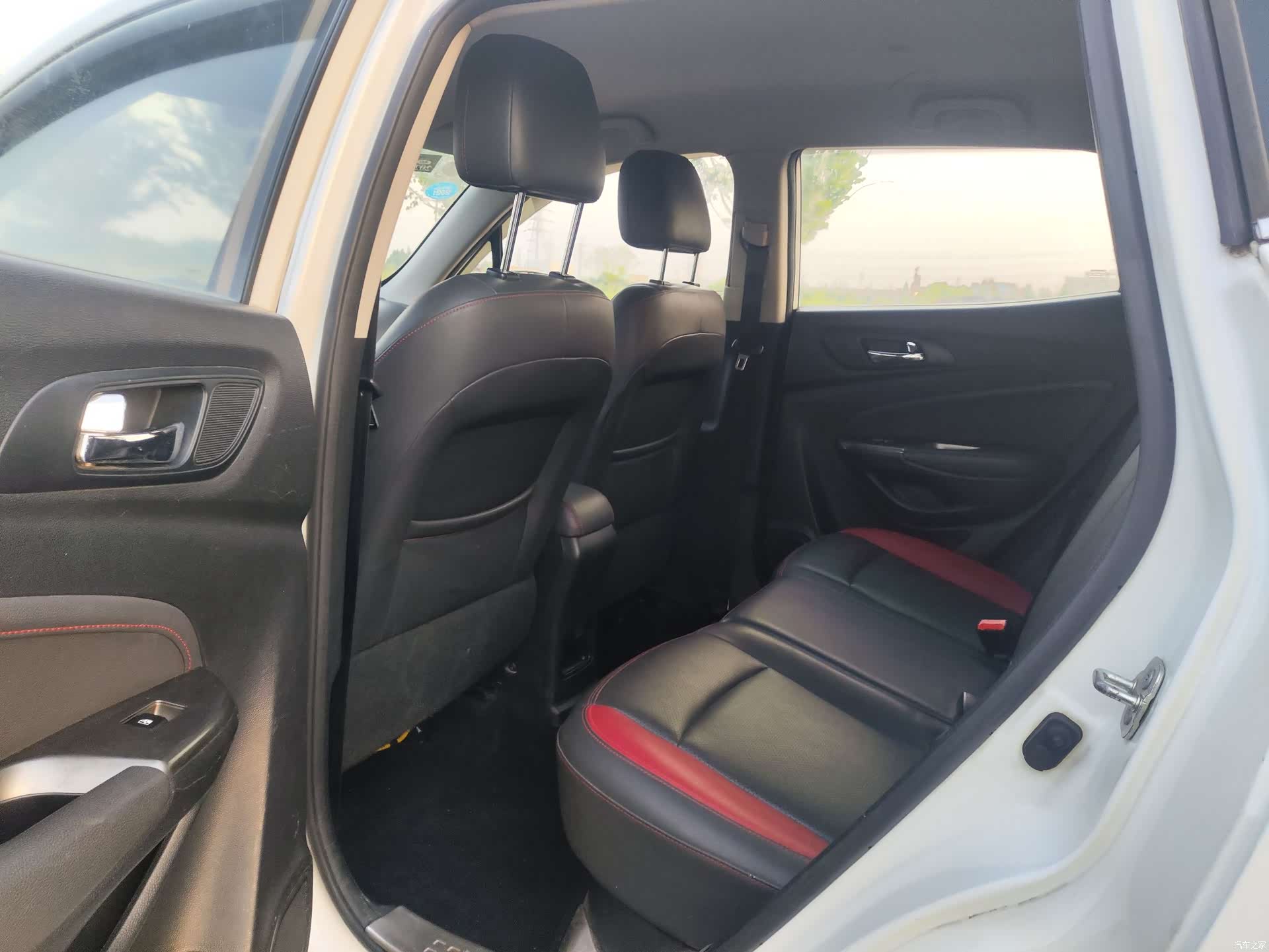 Changan CS15, 2016 10